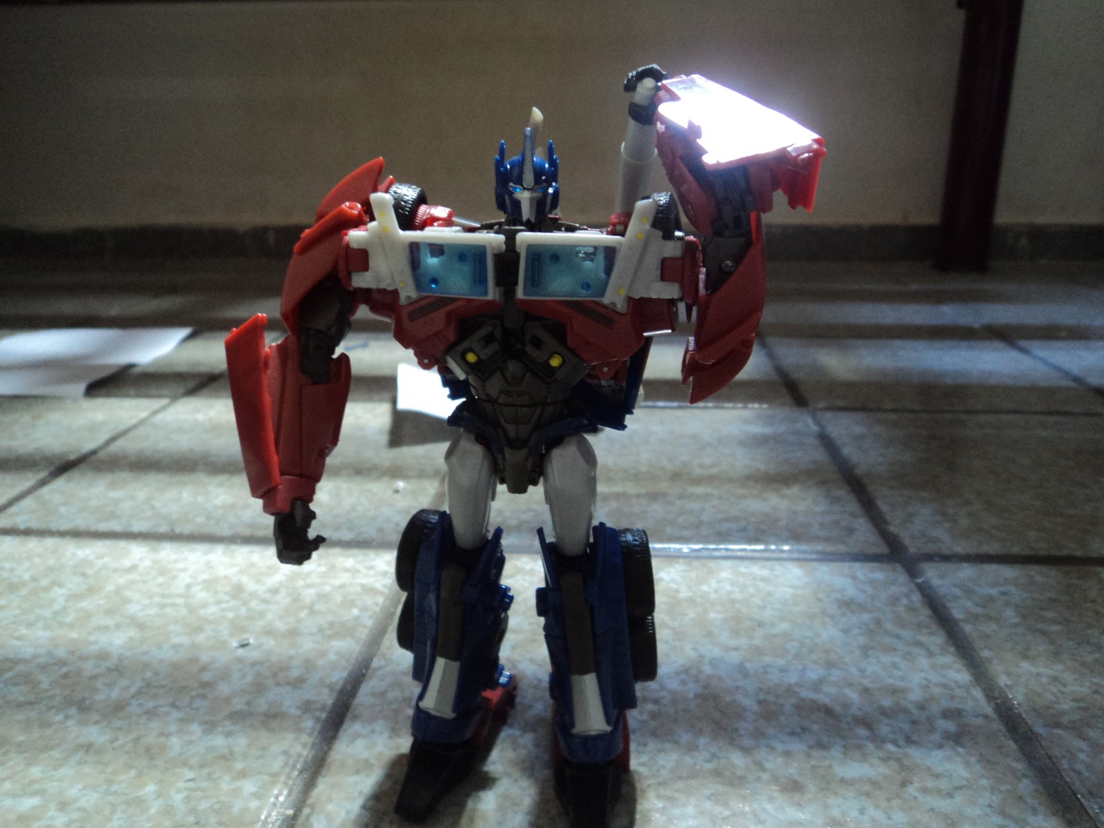 Transformers Prime (1ª Temporada) - 7 de Novembro de 2011