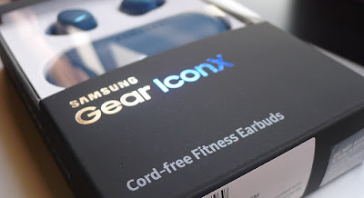 Samsung Gear IconX - Packaging