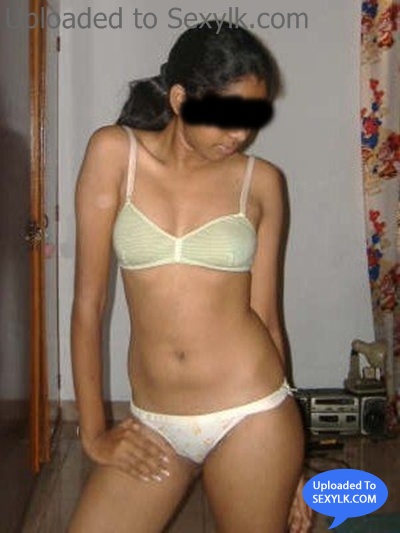 Sri Lankan Sexi Videos Animale - Srilanka girls fuck video - Hot porno