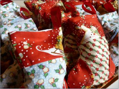 Speciale Natale.Professione Donna Uncinetto Speciale Natale Proposte Decorative Per Il Periodo Natalizio