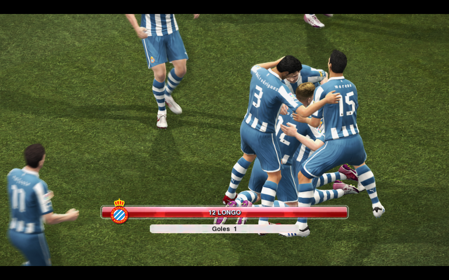 enjoy-the-new-features-of-pes-2014-tips-trick-pes