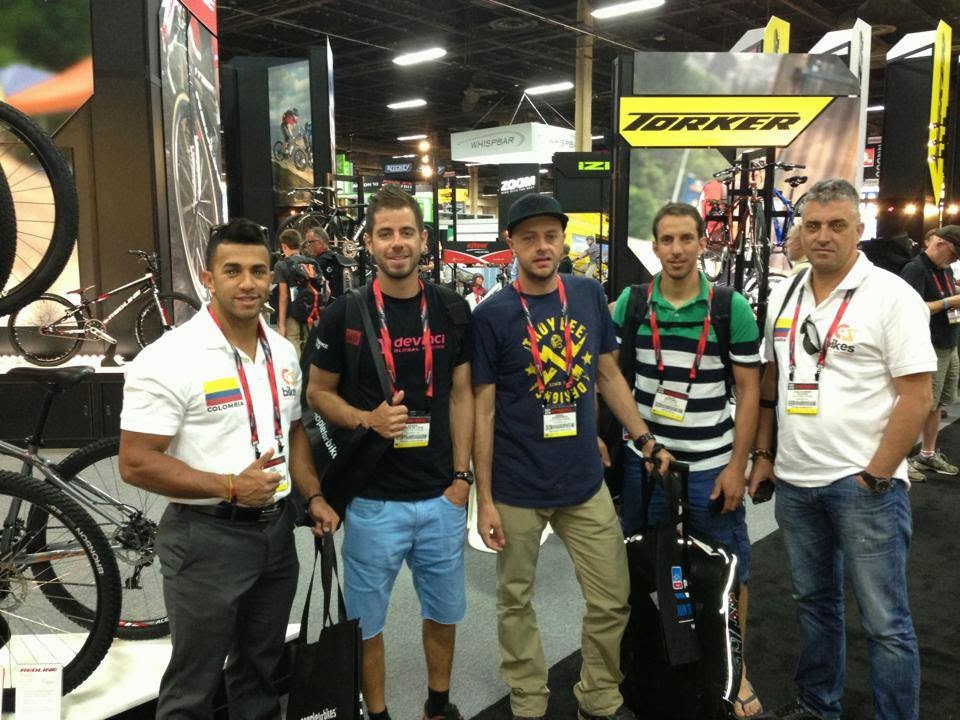 CARLOS JAVIER ZULUAGA BMXBICICROSS CJ BIKE STORE EN LAS VEGASUSA, EN