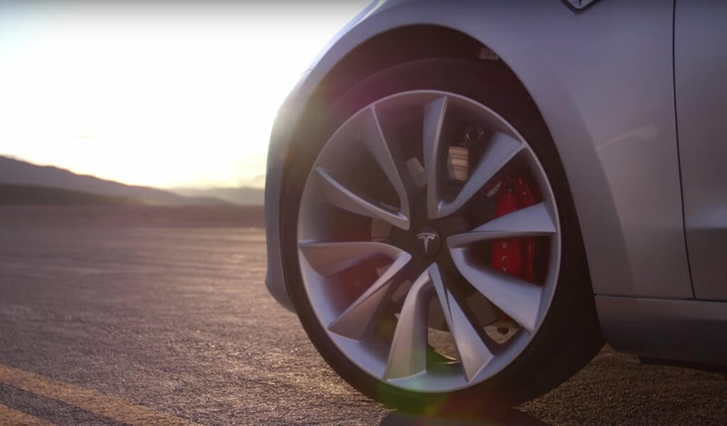 TESLA UPDATES Tesla chooses Korean Hankook Tire for Model 3