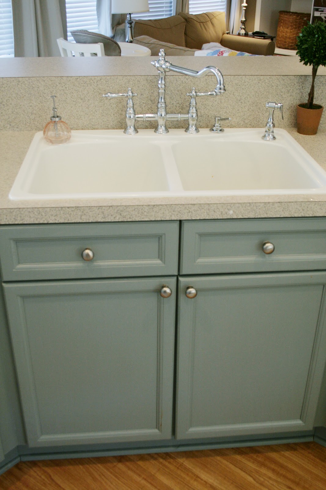 Remodelaholic Kitchen Makeover Painted Cabinets And A Pop Of Color