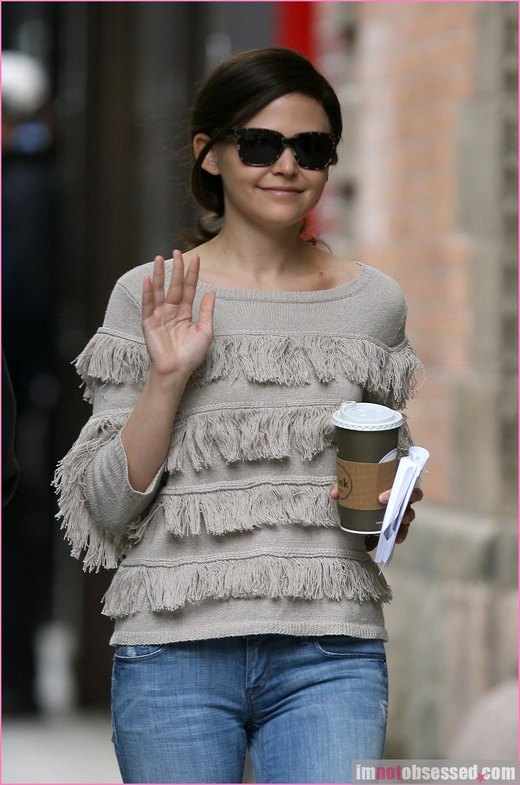 World Celebrity News Ginnifer Goodwin and Kate Hudson cover Marie