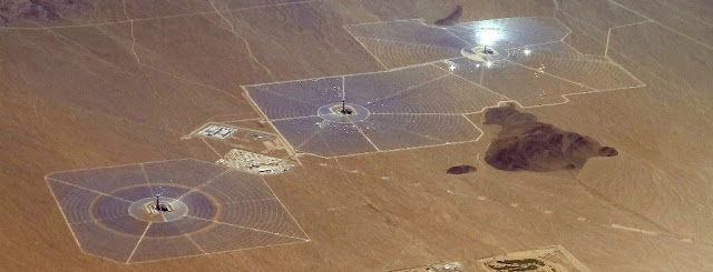 Centrale solaire à concentration d'Ivanpah (Californie), la plus puissante du monde