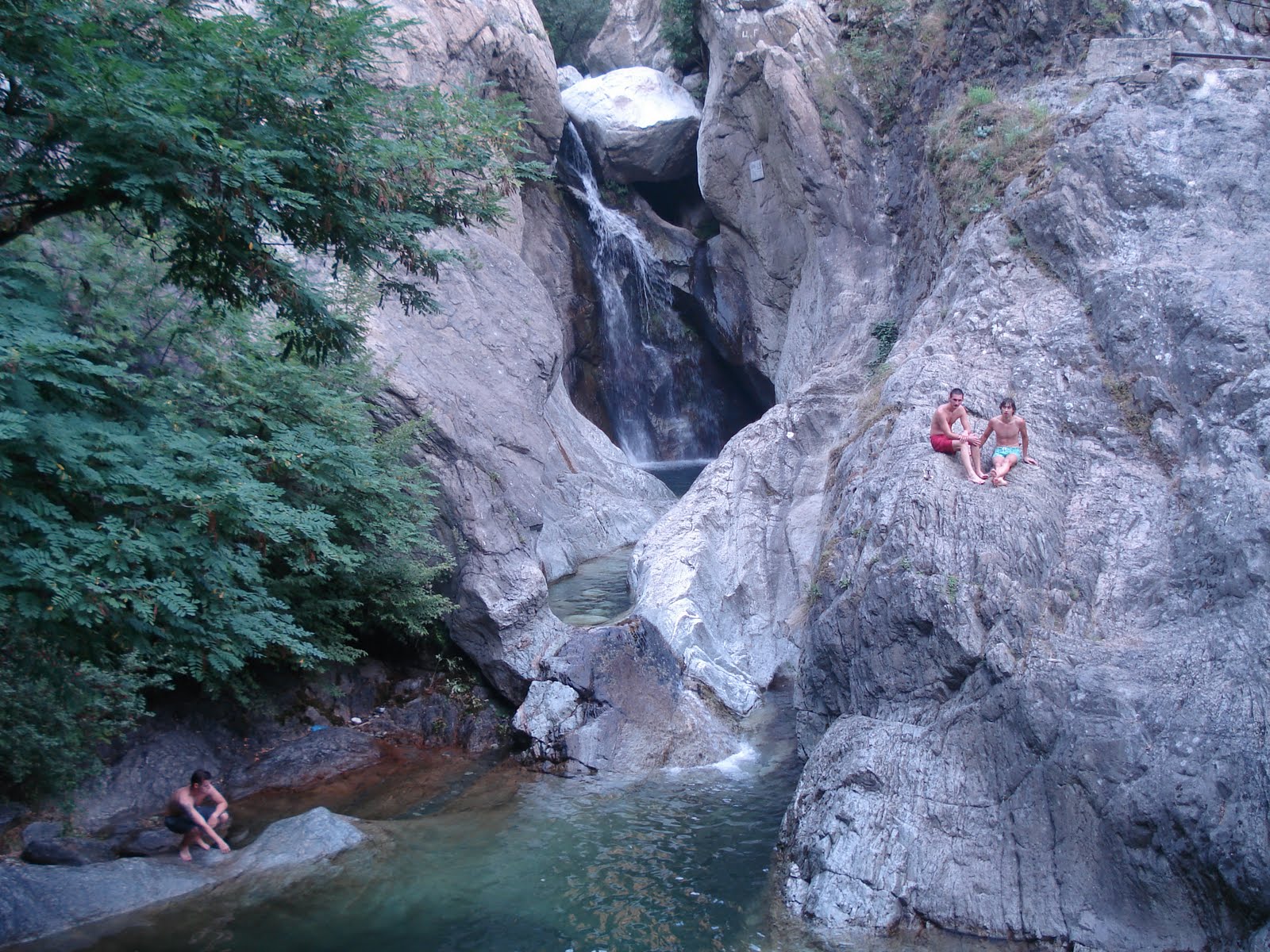 БЪЛГАРИЯ НА ТРИ МОРЕТА Водопад СучурумКарлово