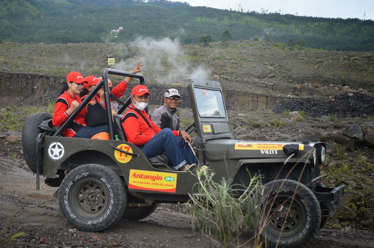 Outbound Jeep Lava Tour Merapi Kaliurang Jogja ~ Outbound Jogjakarta ...