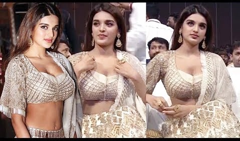 इस अभिनेता के साथ 'रिलेशनशिप' में रह चुकी बॉलीवुड की बेहद हॉट फिगर एक्ट्रेस Nidhi Agarwal इस अभिनेता के साथ 'रिलेशनशिप' में रह चुकी बॉलीवुड की बेहद हॉट फिगर एक्ट्रेस Nidhi Agarwal