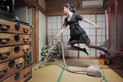 Levitation Photography by Natsumi Hayashi
