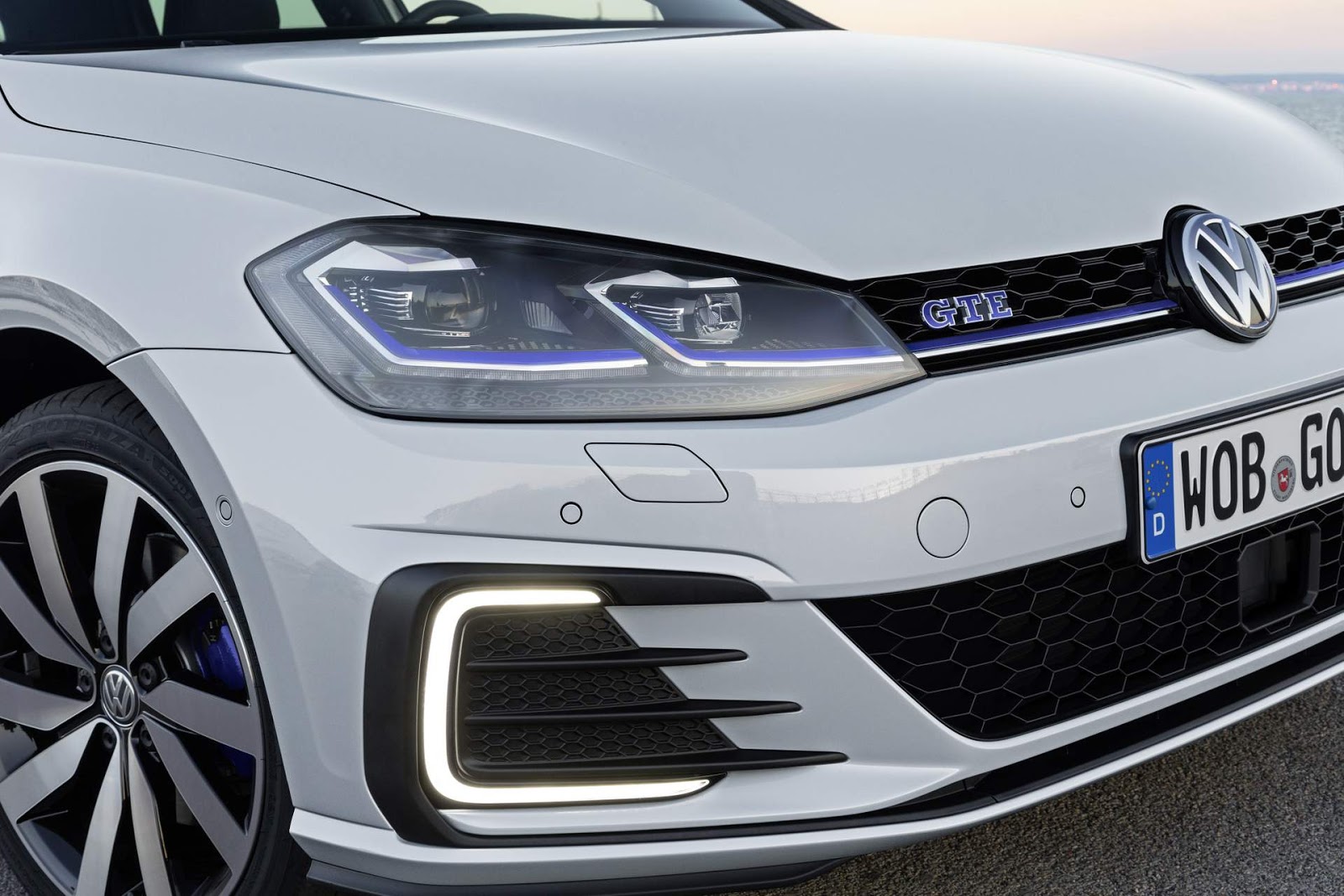 Volkswagen Golf GTE 2018: fotos e especificações oficiais