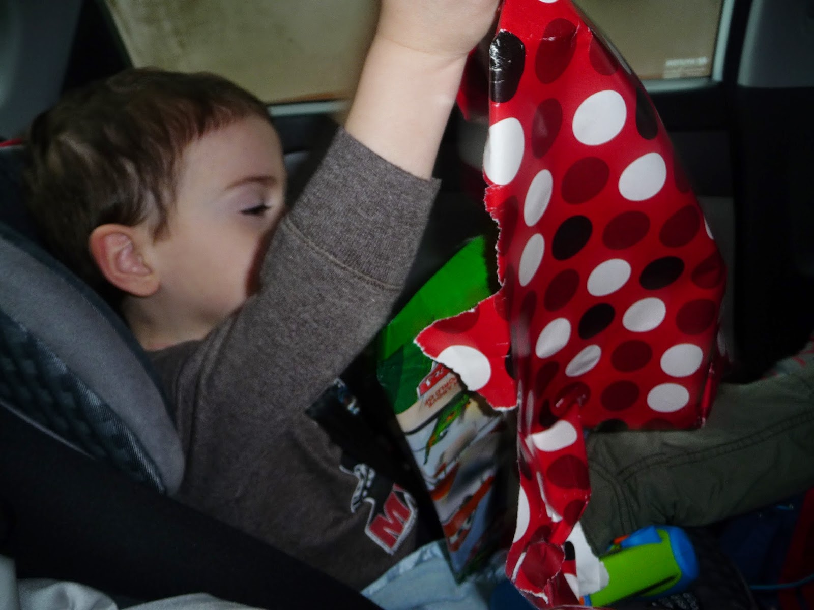 How to pass the time during a long car ride with a toddler Gigglebox Tells it Like it is