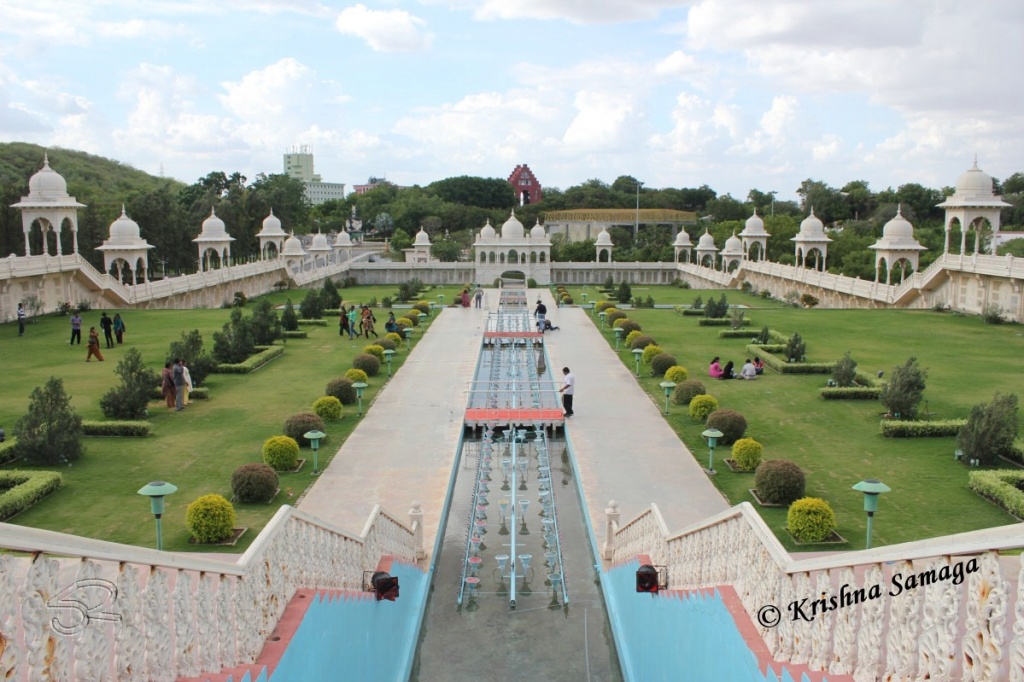 The Amazing World The Ramoji Film City (The Largest Film Studio