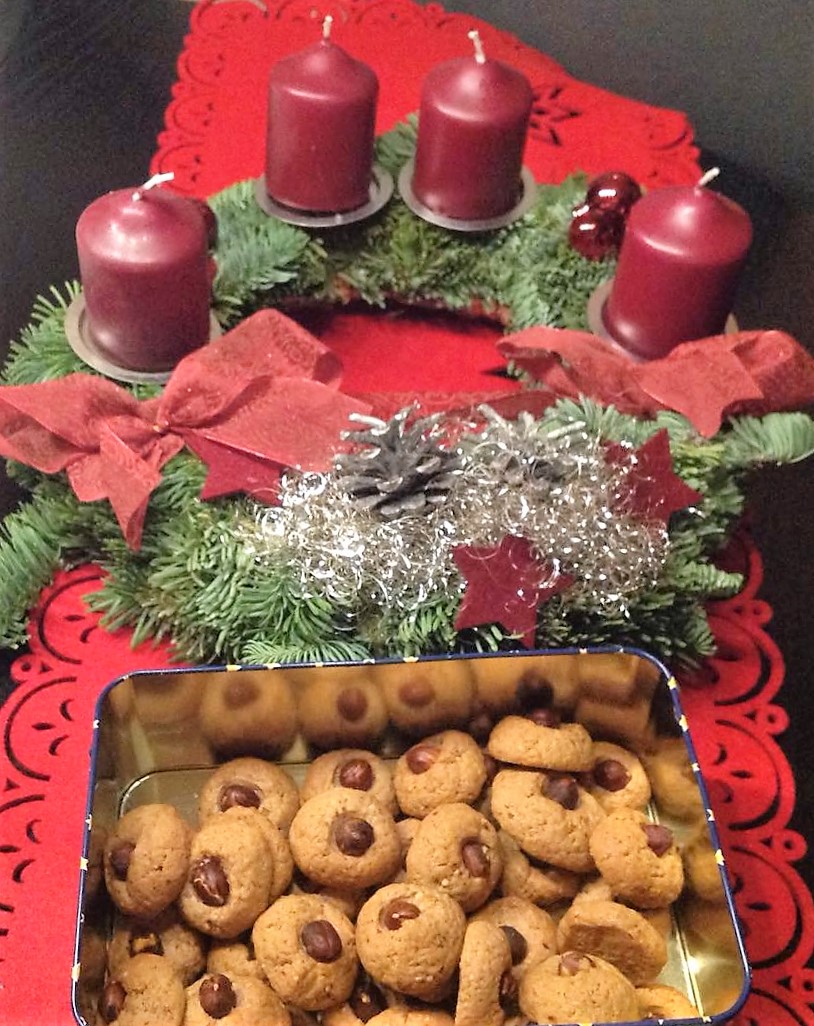 Marlis + Peters Küchenwelt: Haselnusskugeln