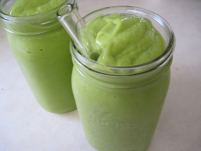 Creamsicle Green Smoothie