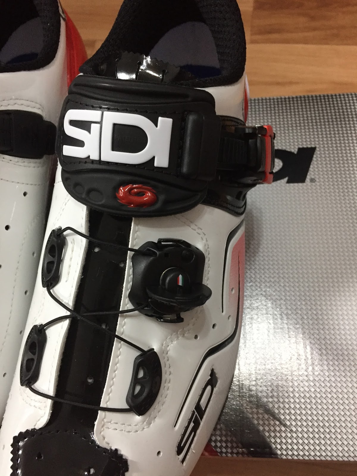 Runcyc ランサイ Sidi Kaos 購入 インプレ