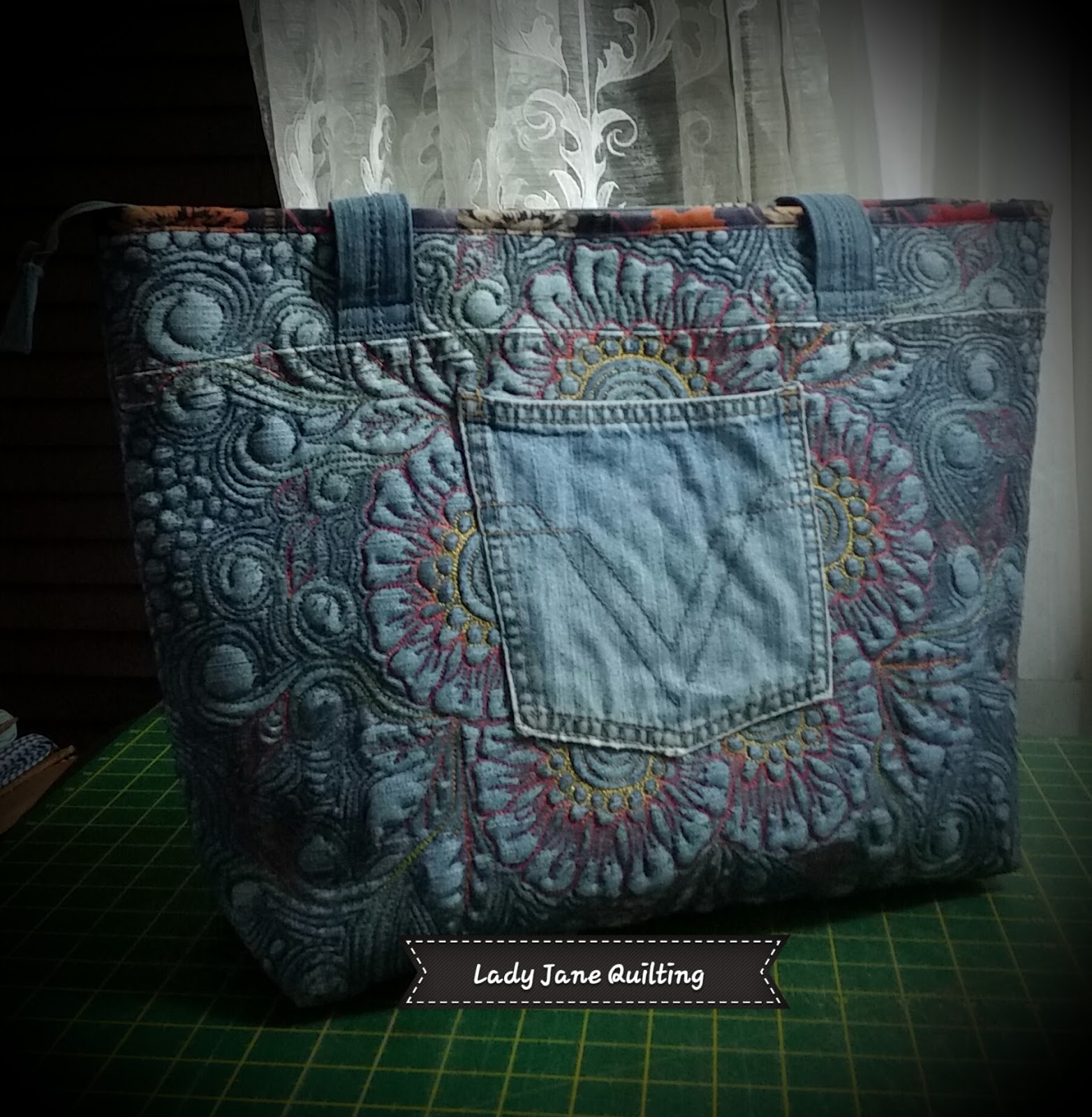 Lady Jane Quilting: April 2016