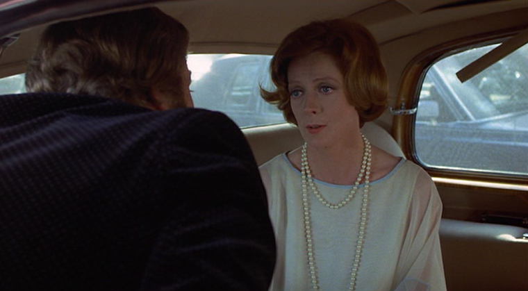 MAGGIE SMITH as DIANA BARRIE in CALIFORNIA SUITE