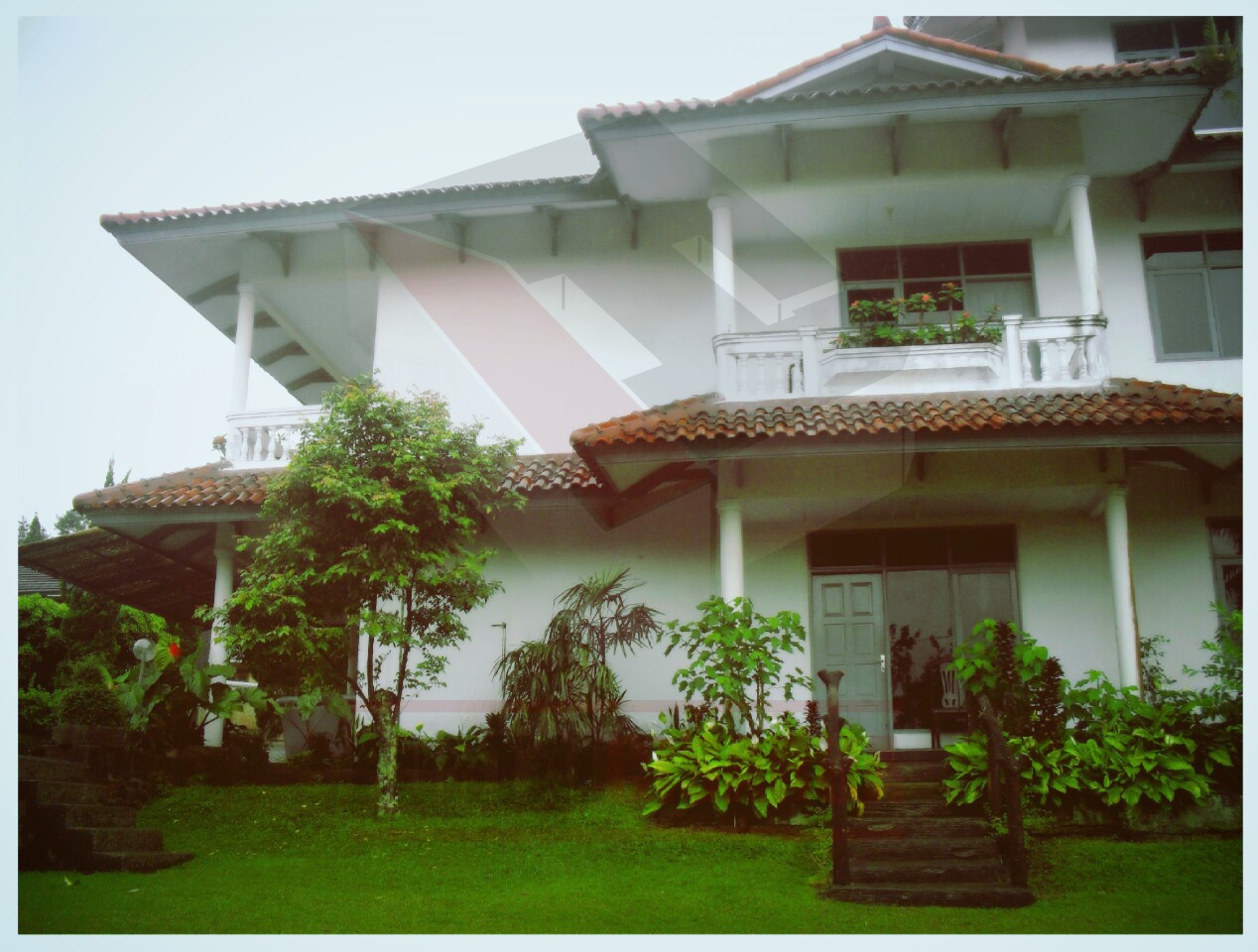 Mei 2016 infovillacisarua