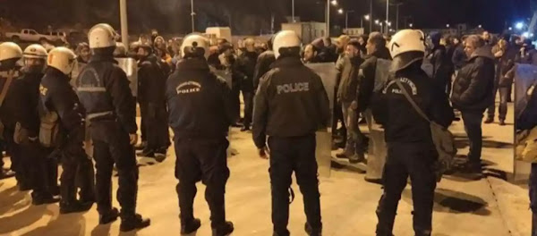 Επίθεση αστυνομικών στην ηγεσία της ΕΛ.ΑΣ: «Έστειλαν τους συναδέλφους μας σε “πόλεμο”» Επίθεση αστυνομικών στην ηγεσία της ΕΛ.ΑΣ: «Έστειλαν τους συναδέλφους μας σε “πόλεμο”»
