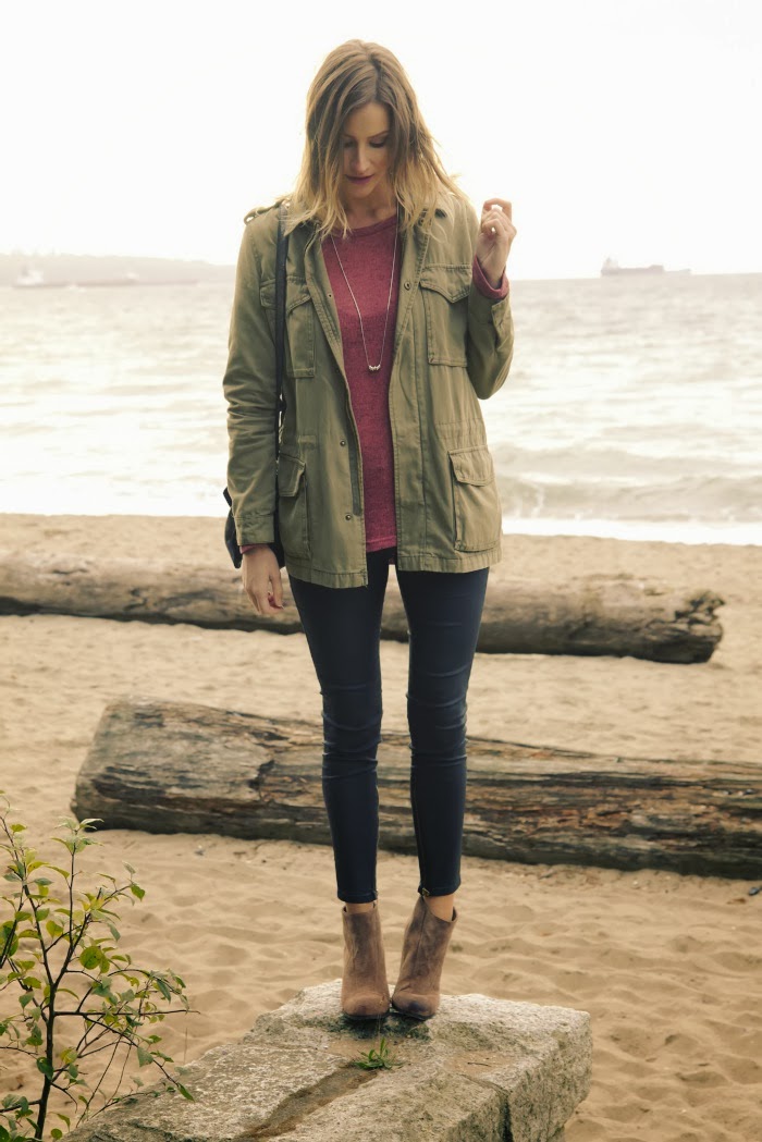 Vancouver fashion blogger, Alison Hutchinson, is wearing an Urban Outfitters military jacket, Cotton On oversized sweater, Zara coated skinny jeans, Vince Camuto brown suede ankle boots, and a silver Botkier Valentina bag.