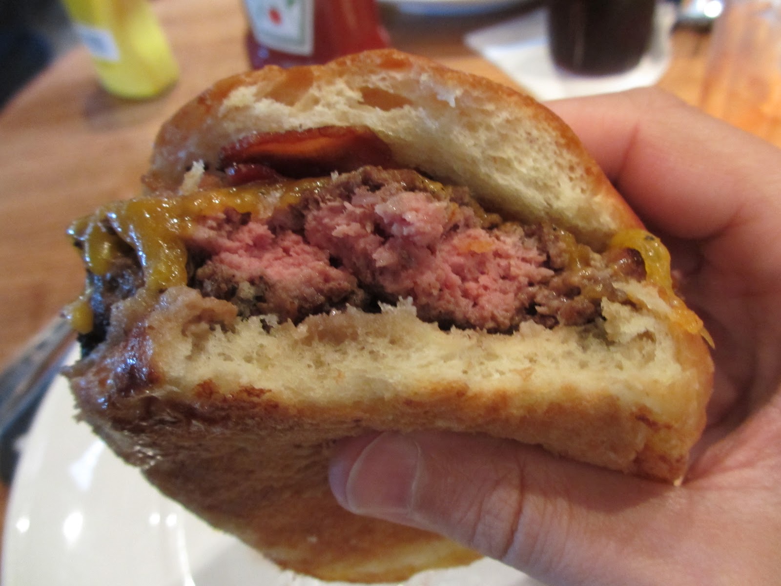 Florida Burger Lover Uno Chicago Grill Bacon Cheddar Burger