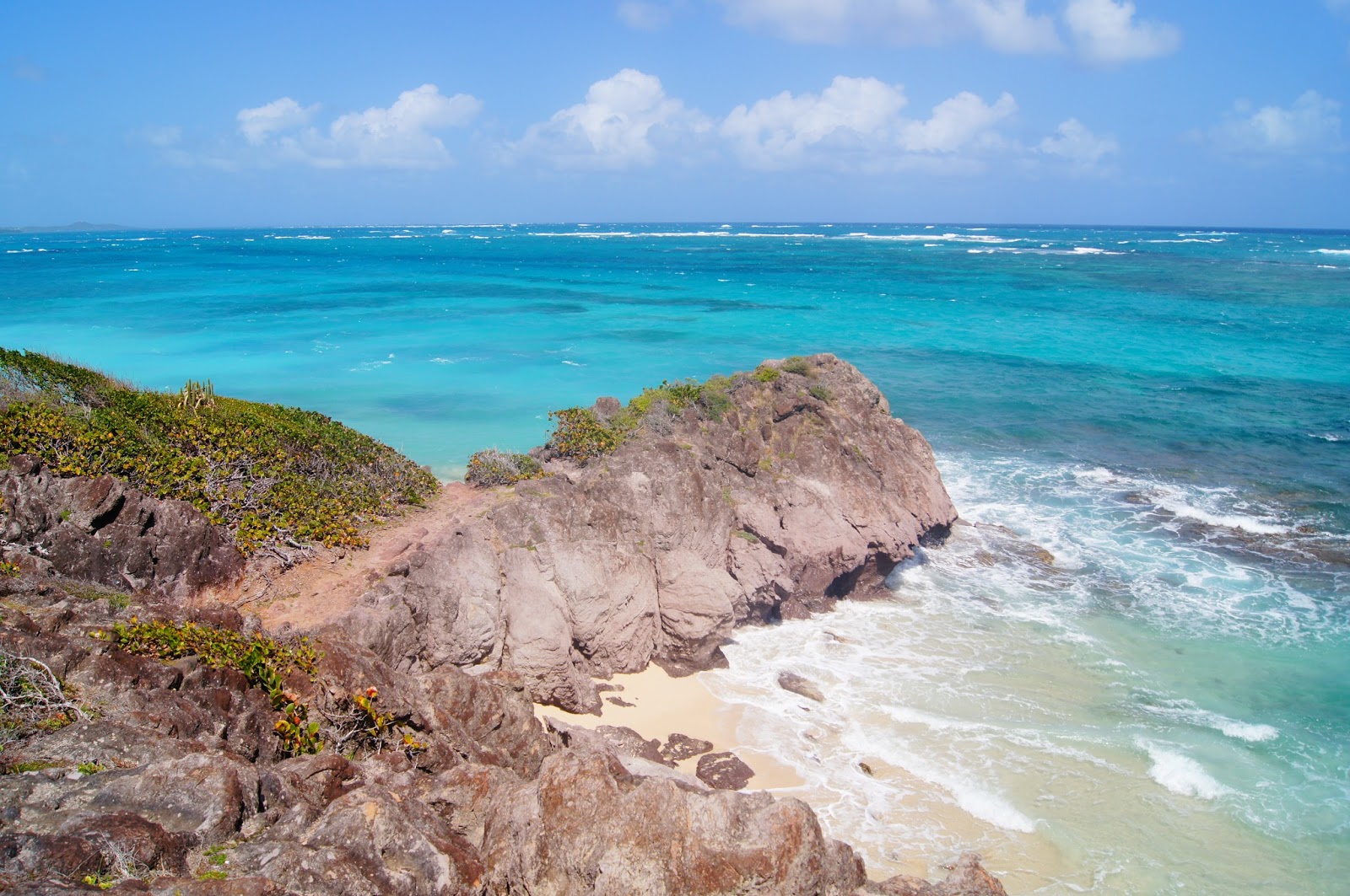 PETITS PARADIS Anse Grosse Roche au Cap Macré (Le Marin
