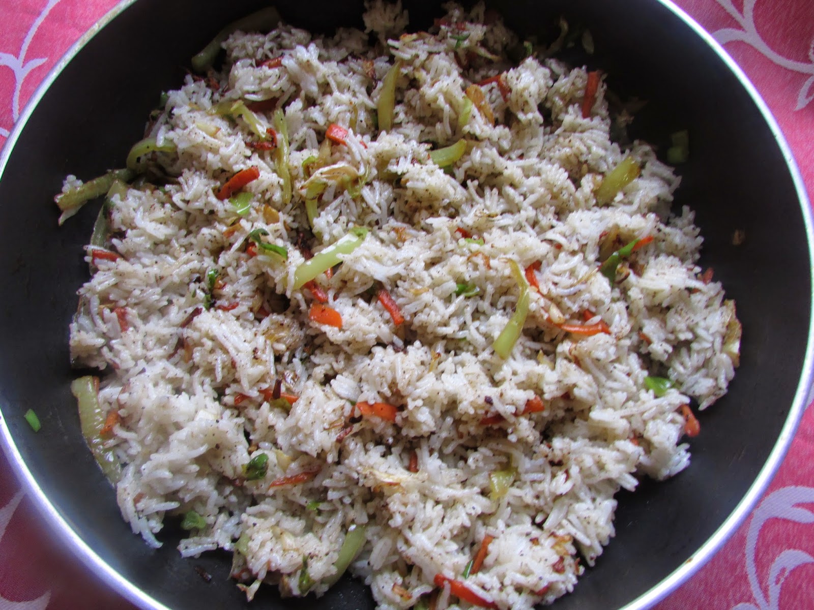 AISHU KITCHEN Vegetable fried rice / Indo Chinese recipe