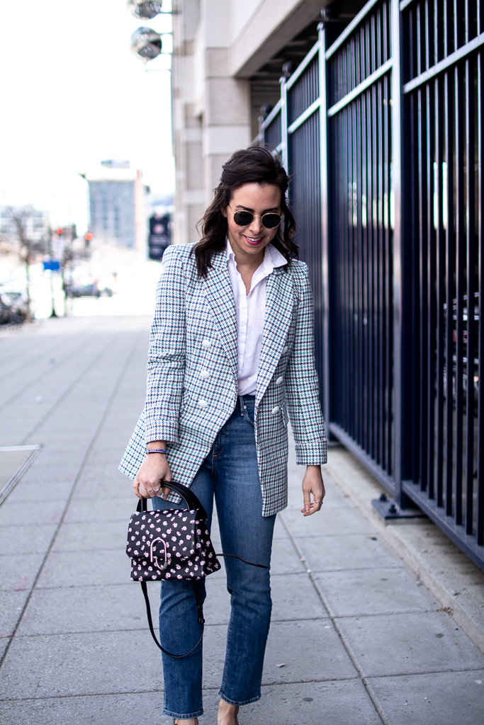 Le Fashion This Instagram Outfit Makes Us Want A Neutral Blazer