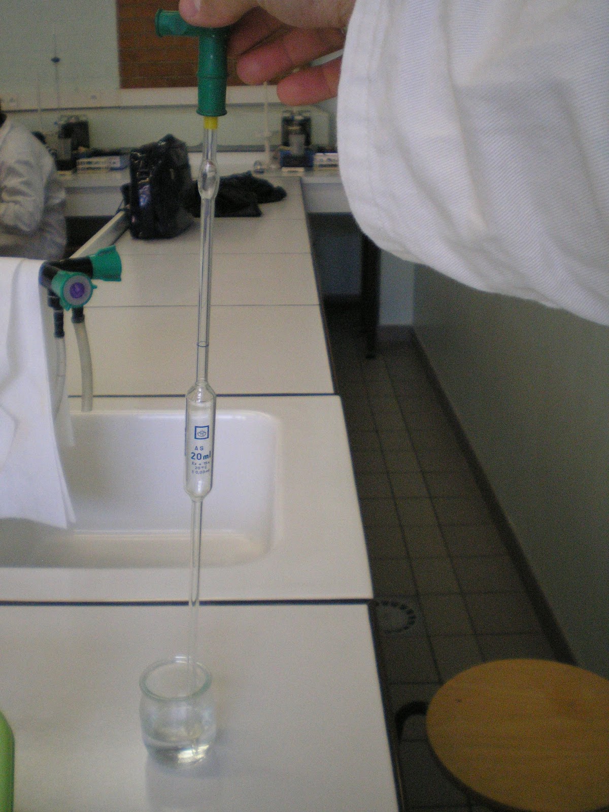 TP Spécialité Ancien Spécialité Chimie 1 Reconstitution de l'eau de mer