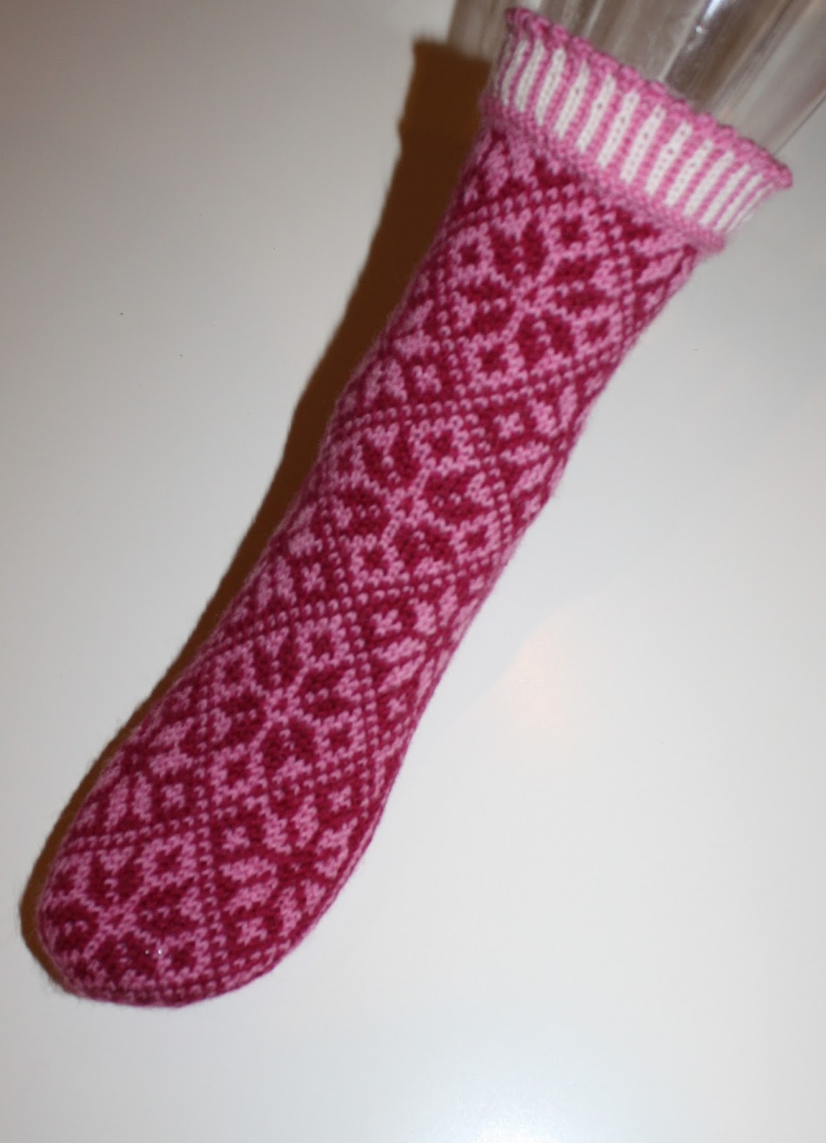 Rosebladsokker Med Blomster