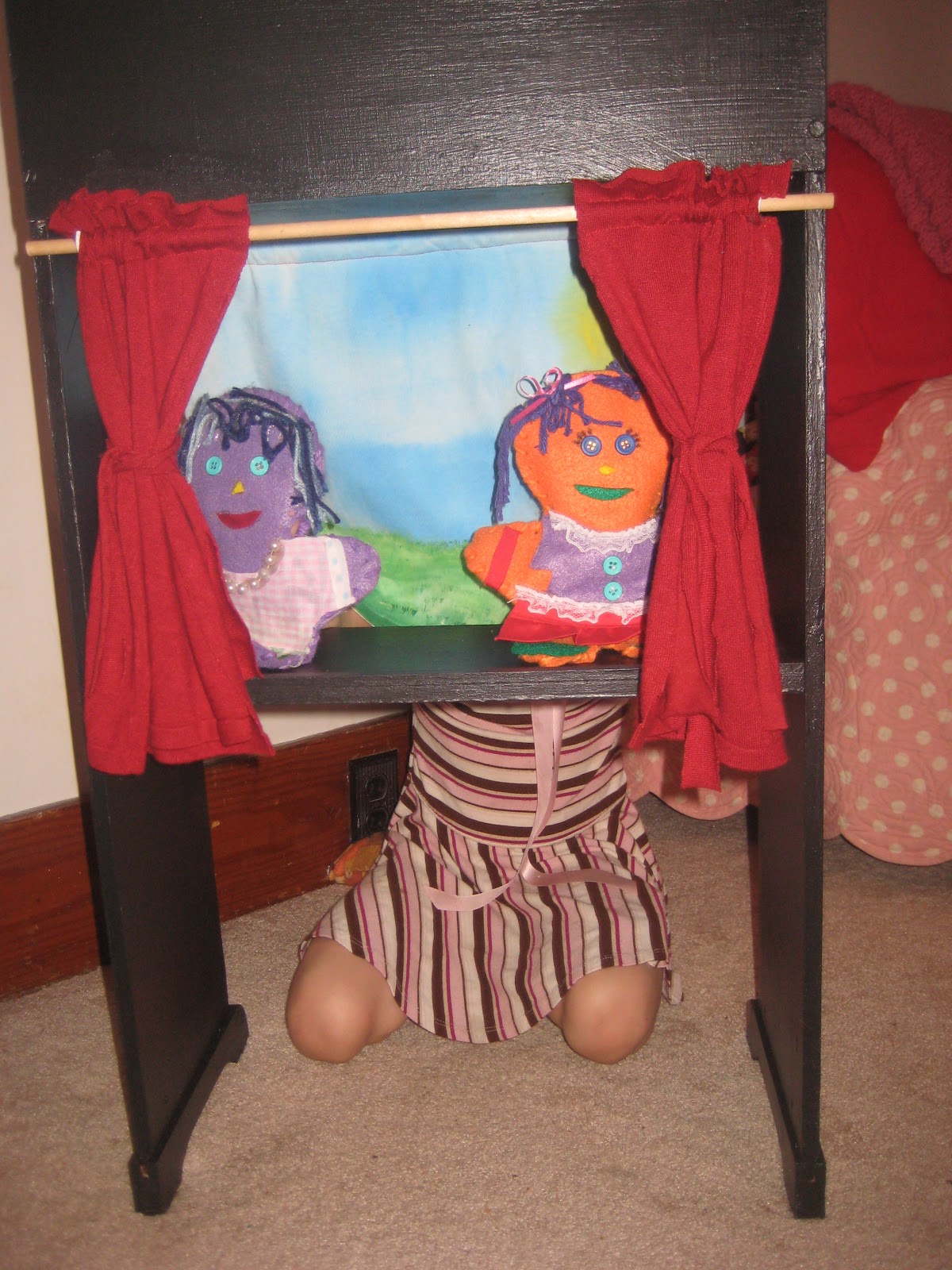 Busy Kids Puppet Theatre