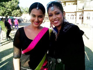 Desi Girl Sonakshi and Shahid Kapoor on the sets of Rambo Rajkumar 