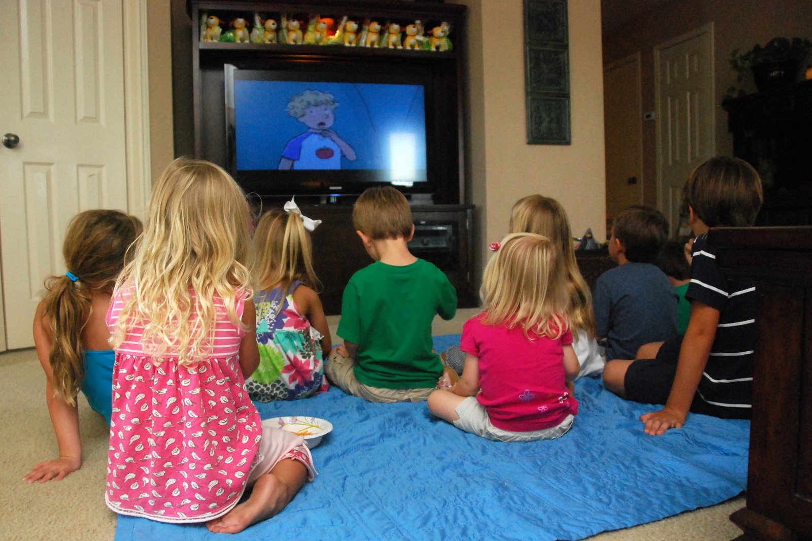 Soak it all in Martha Speaks sneak peek party!