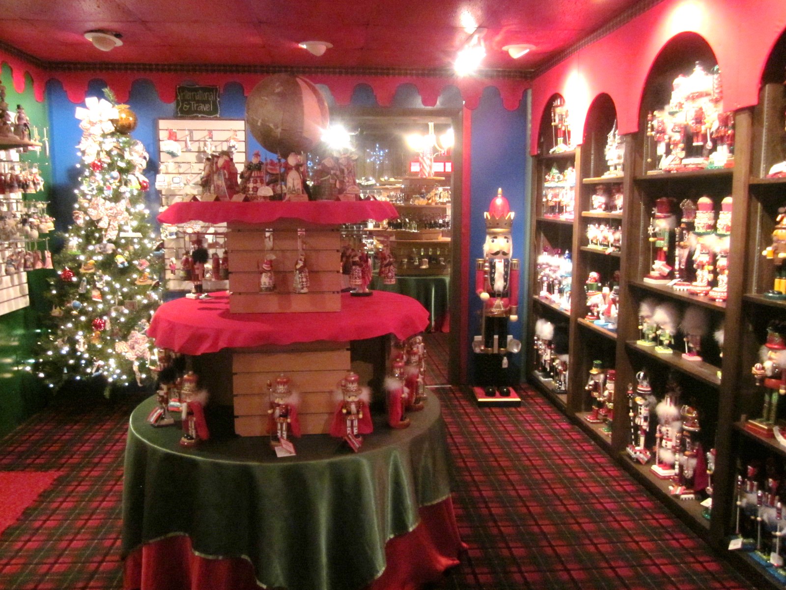 Red Berry Pick  THE OUTER BANKS CHRISTMAS SHOP