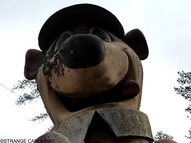 650px x 488px - Yogi Bear, Boo-Boo Bear, And Ranger Smith Statues (Rocky Mount, NC) |  Strange Carolinas: The Travelogue Of The Offbeat