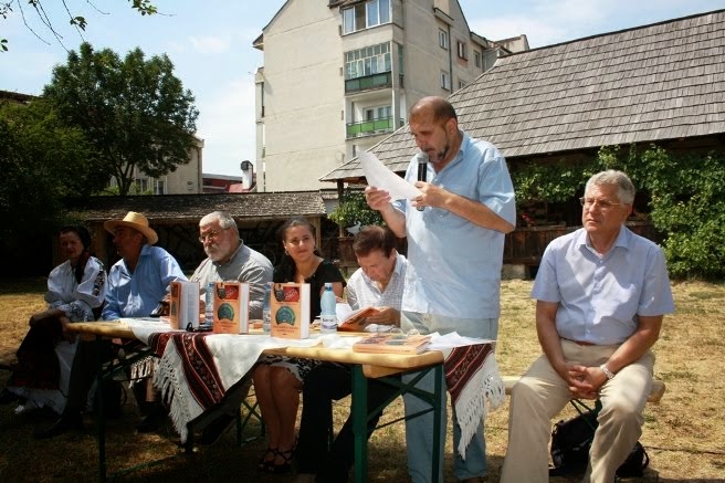 Bistrița, 24 iulie 2012 - Lansarea de carte "Portul tradițional românesc din Bistrița-Năsăud".