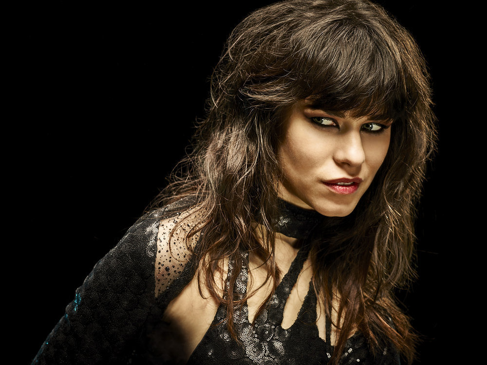 EMERALD CITY Series Trailers, Featurettes, Images and Poster The