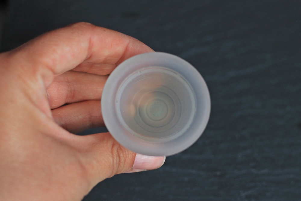 Maje Zmaje RECENZIJA Mooncup menstrualna čašica