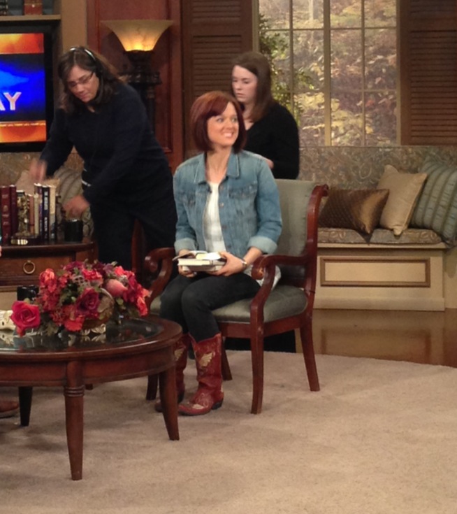 Re-inventing Mother: Meeting Ann Voskamp! My 724th gift!