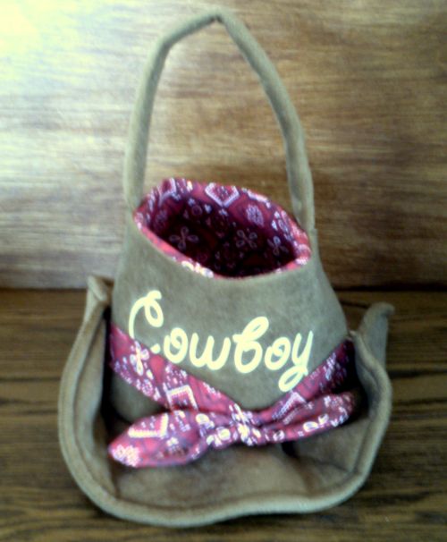 Treasure Box . . . . . 8816463 Cowboy Hat shaped Treat Bag