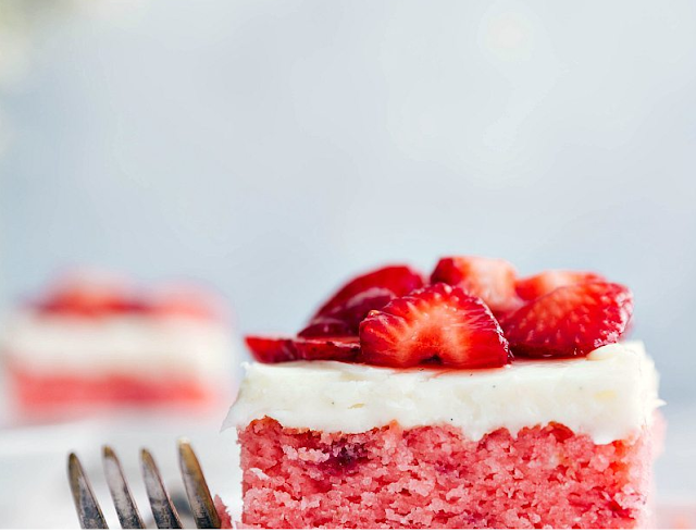 Strawberries and Cream Cake | Cake Pop Recipes