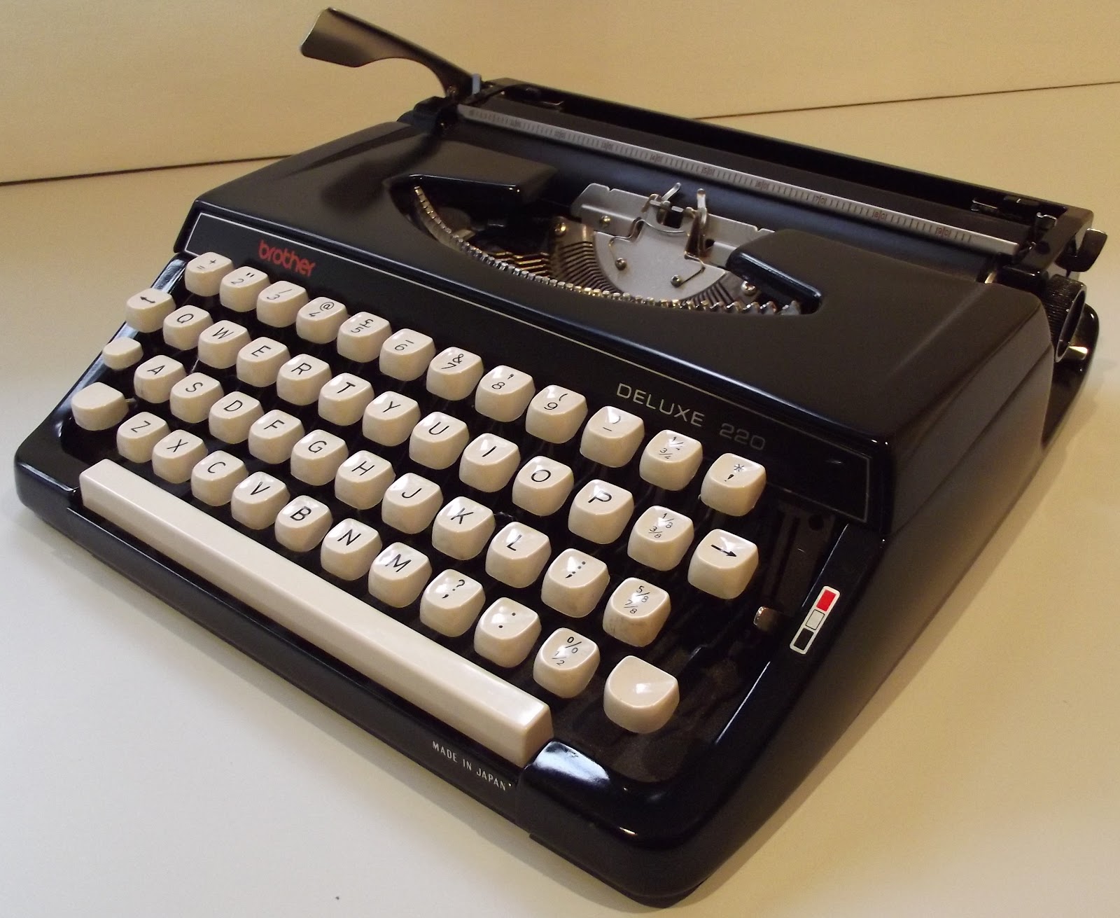 oz.Typewriter Brother Portable Typewriter Manual (JP1 2nd Variant