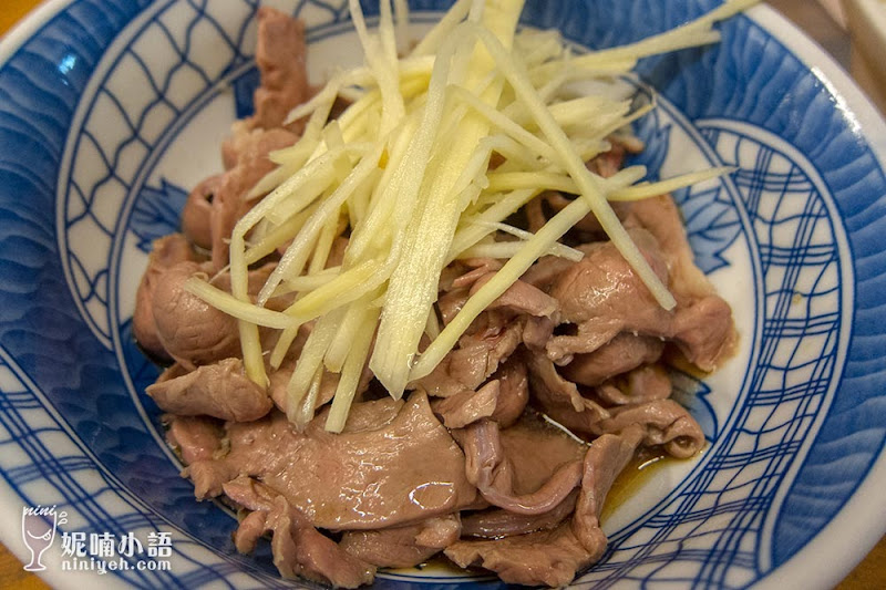 【台南美食】蔡三毛蔡家豬血湯。對抗不景氣的銅板美食 【台南美食】蔡三毛蔡家豬血湯。對抗不景氣的銅板美食