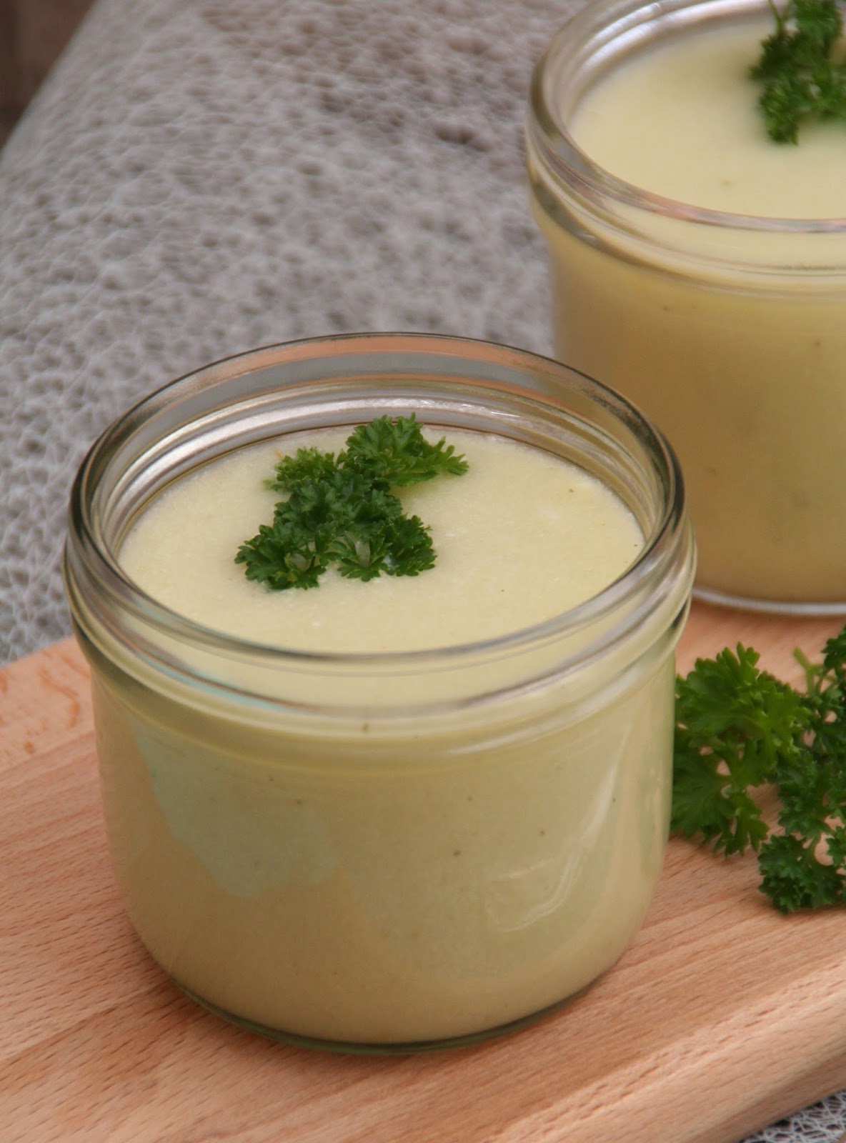 Spargel-Kartoffel-Creme-Suppe aus grünem Spargel - Ninamanie