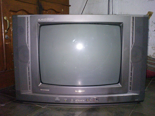 Electro TV Sharp Wonder Gambar Redup