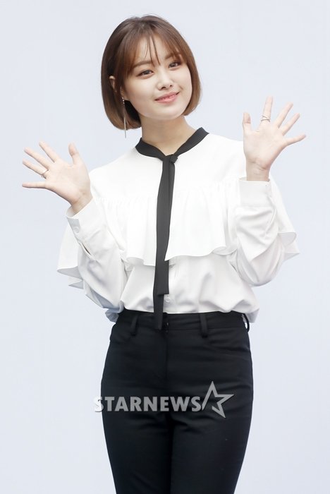 Secret S Jieun Looks Adorable In Short Hairstyle Daily K Pop News