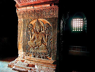 Nanpaya Temple Interior