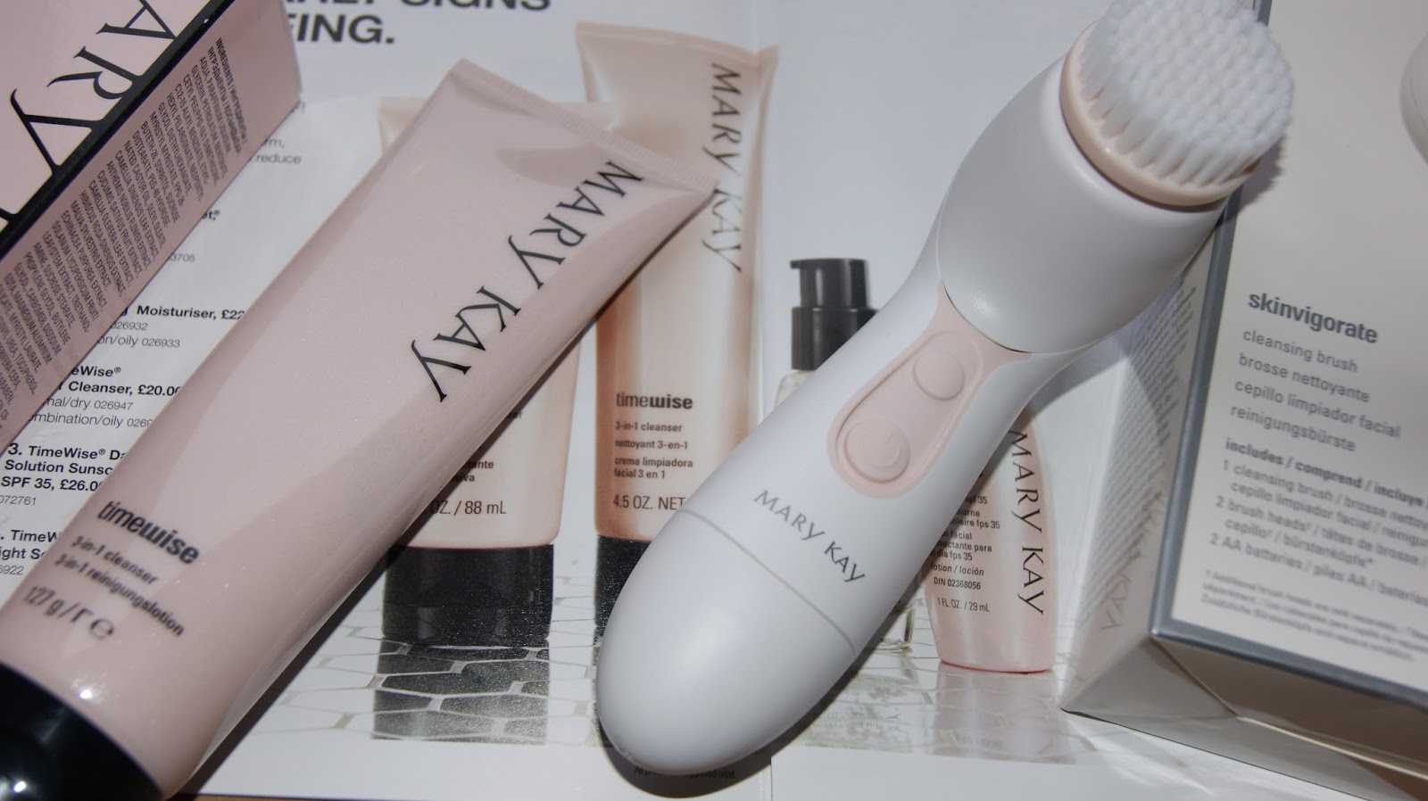 BEAUTY REVIEW MARY KAY SKINVIGORATE CLEANSING BRUSH AND TIMEWISE