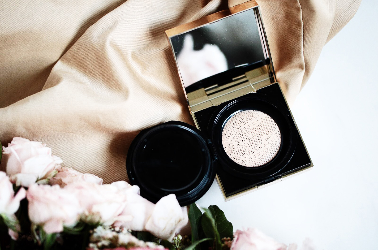 ysl yves saint laurent touche éclat le cushion avis test swatch